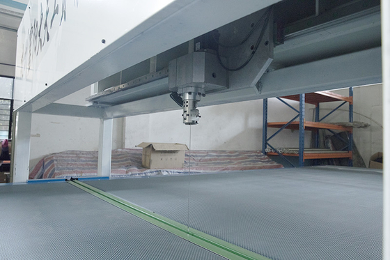 دستگاه برش اسفنجی CNC DT R2012VH 3D Shapes For Flexible Foam