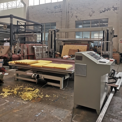 ماشین برش اسفنج افقی CNC با تیغه نوسان برای فوم پلی اورتان