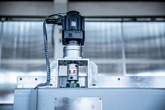تیغه عمودی و عمودی CNC 2.0mm Pu Foam Machine Cutting