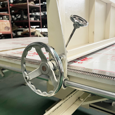 دستگاه برش فوم تشک اسفنجی عمودی CNC